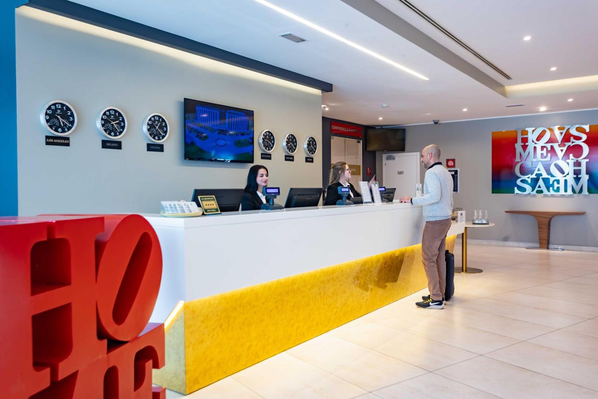 Ibis Styles Milano Est Settala Hotel Bagian luar foto