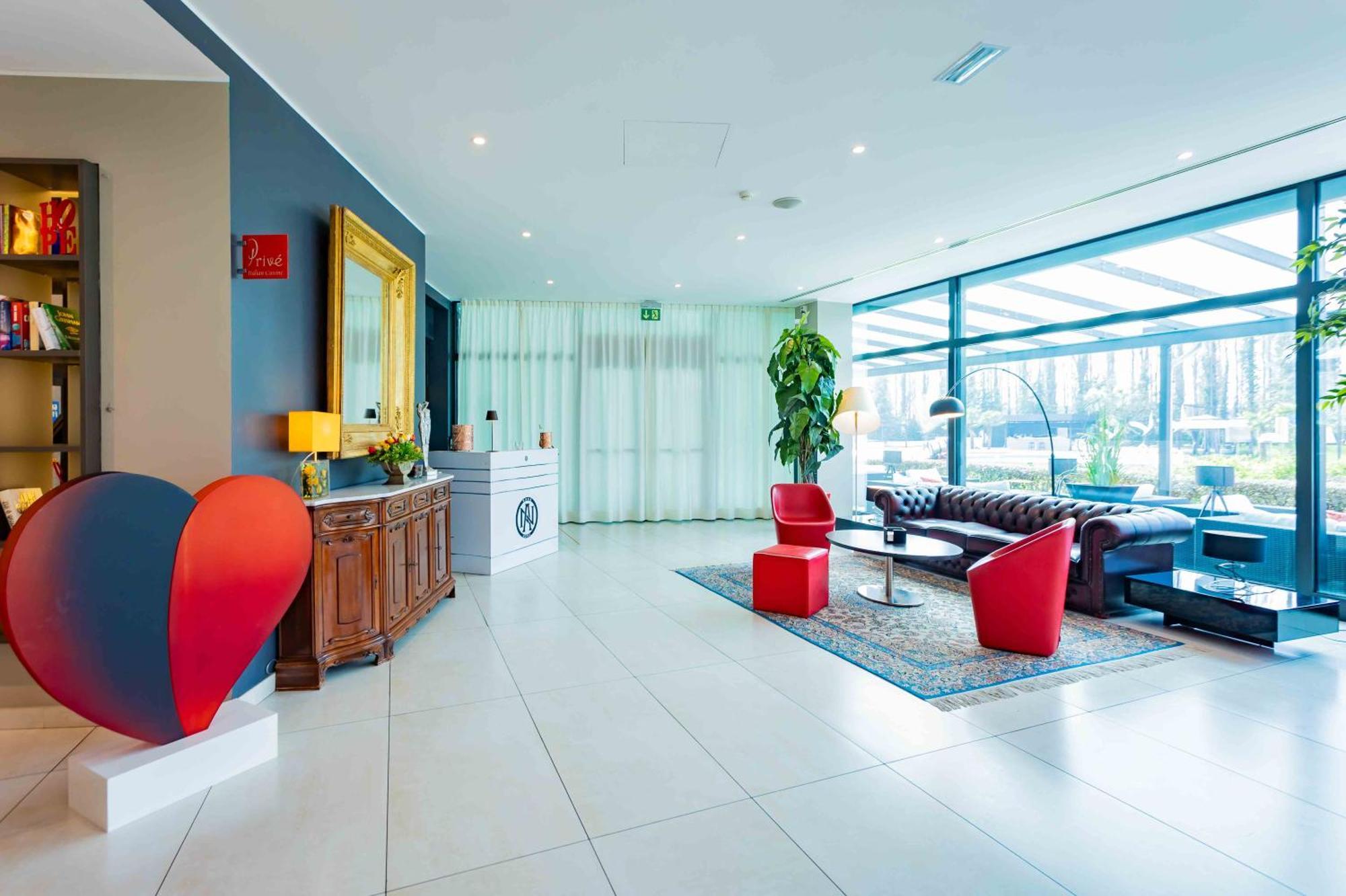 Ibis Styles Milano Est Settala Hotel Bagian luar foto