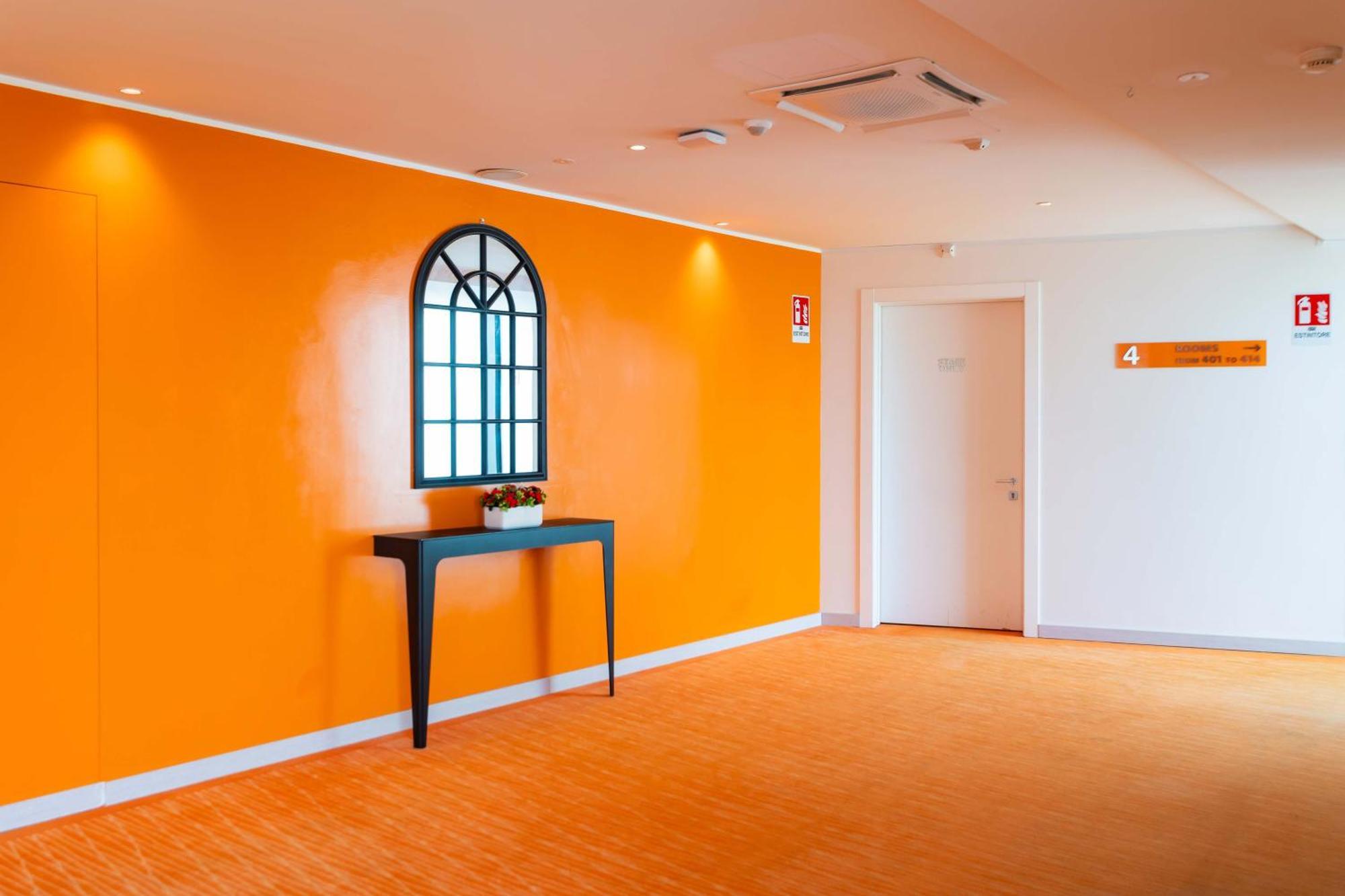 Ibis Styles Milano Est Settala Hotel Bagian luar foto