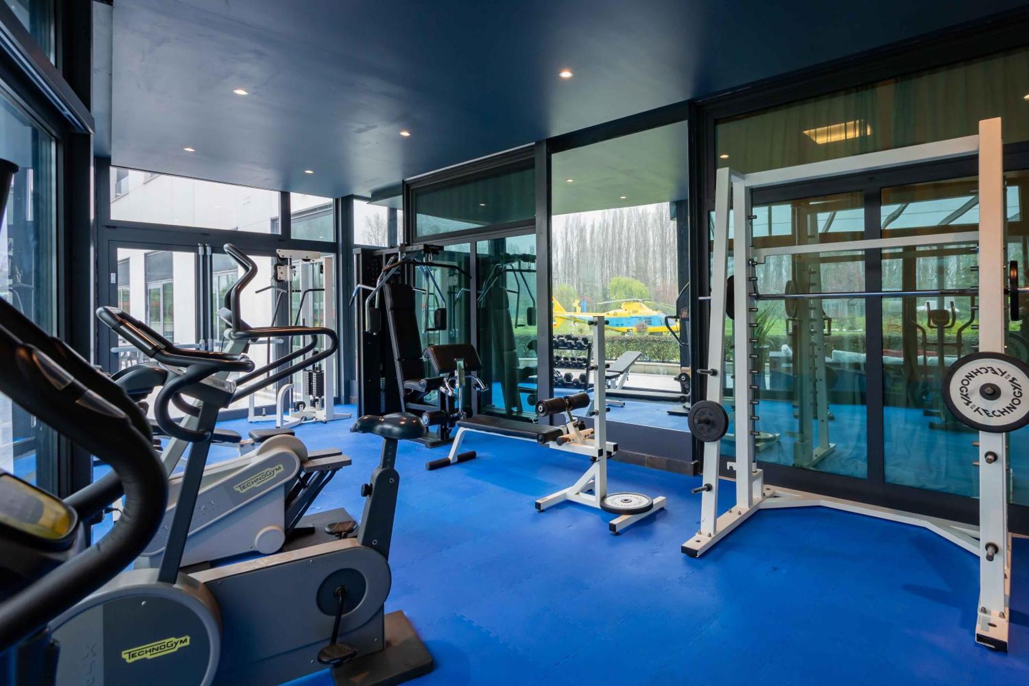 Ibis Styles Milano Est Settala Hotel Bagian luar foto