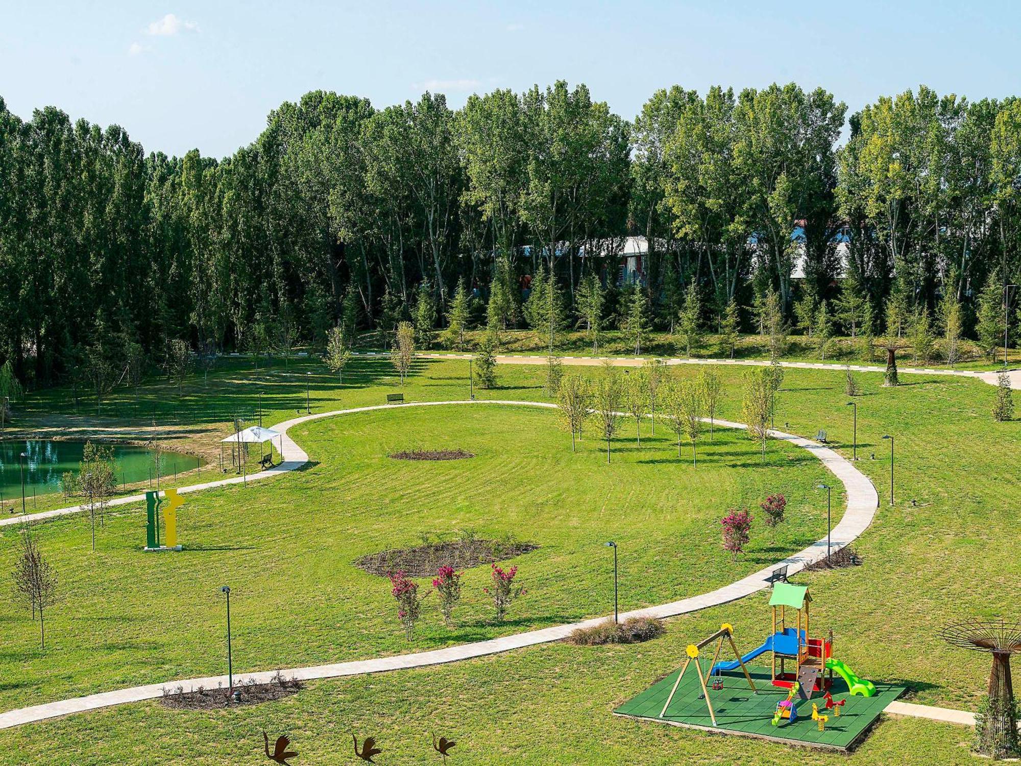 Ibis Styles Milano Est Settala Hotel Bagian luar foto