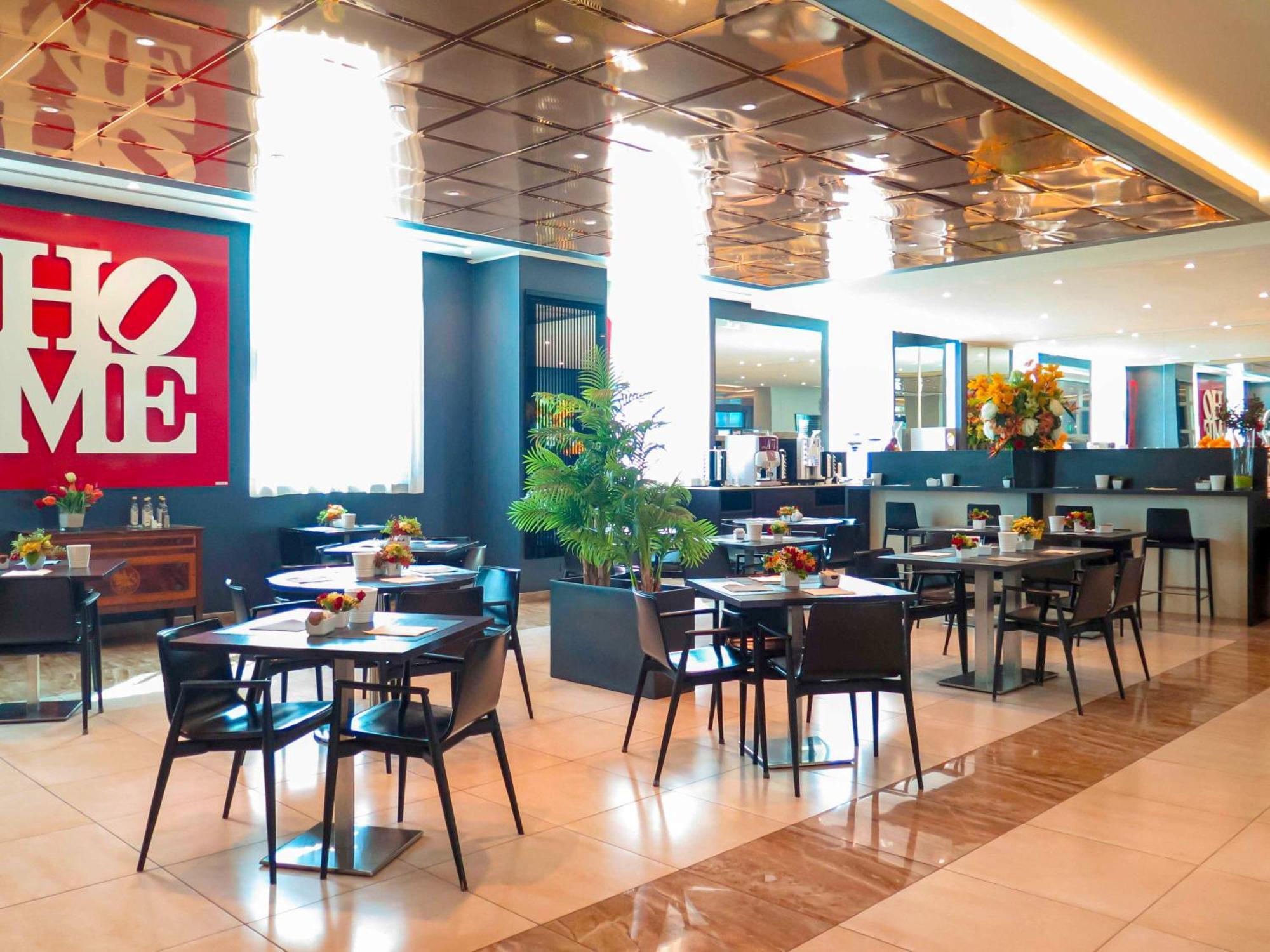 Ibis Styles Milano Est Settala Hotel Bagian luar foto